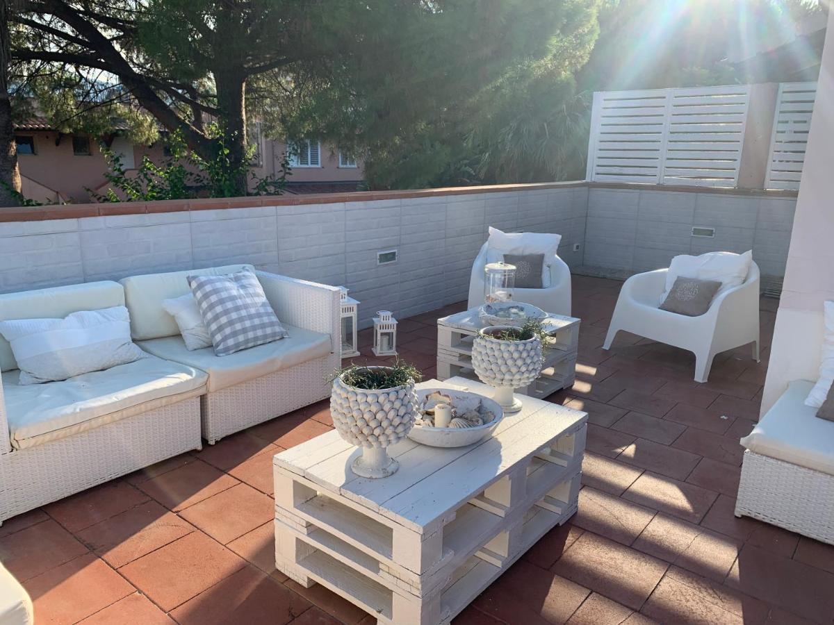 Portorosa Sfondo Bianco Villa Фурнари Екстериор снимка