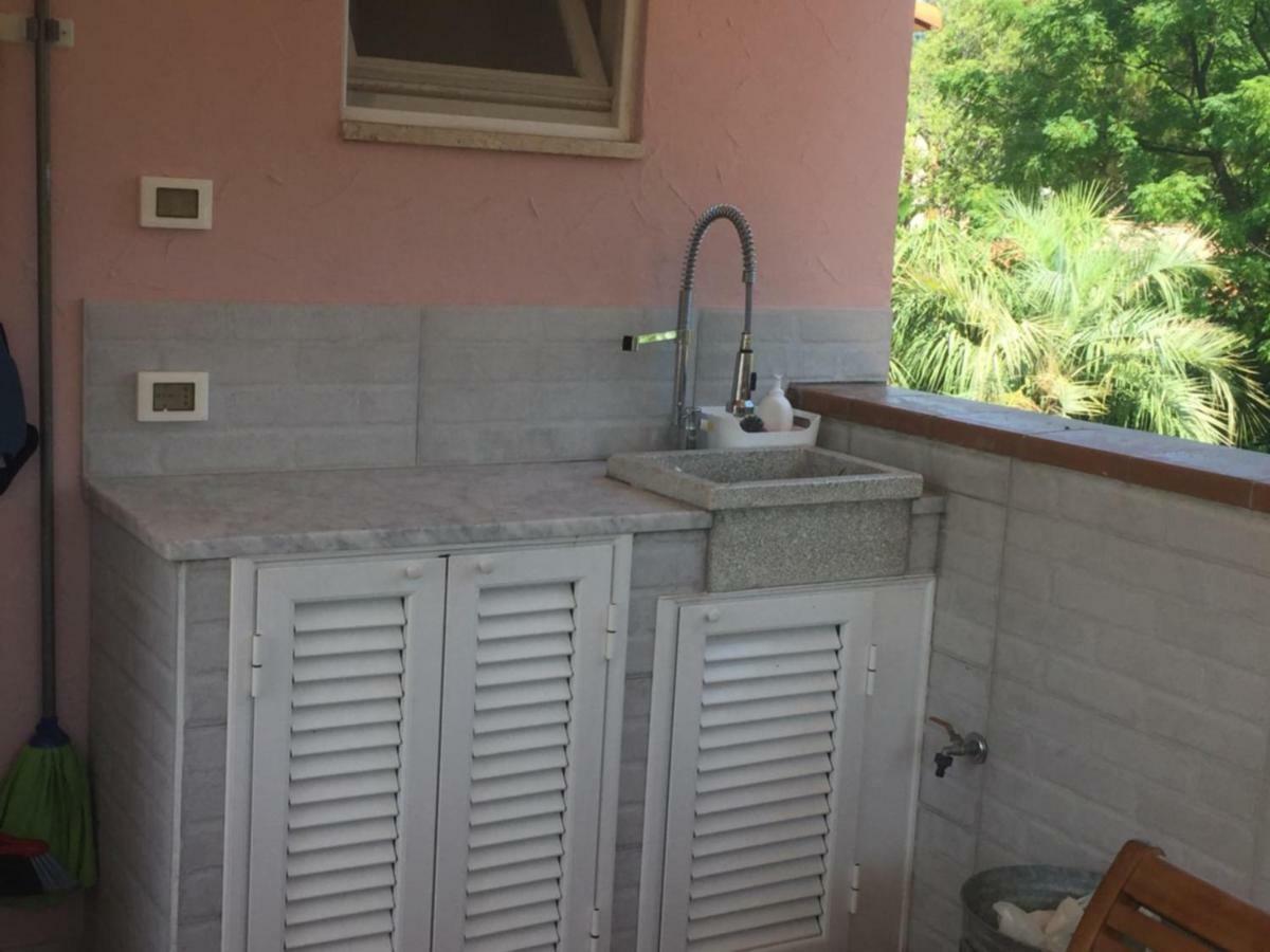 Portorosa Sfondo Bianco Villa Фурнари Екстериор снимка